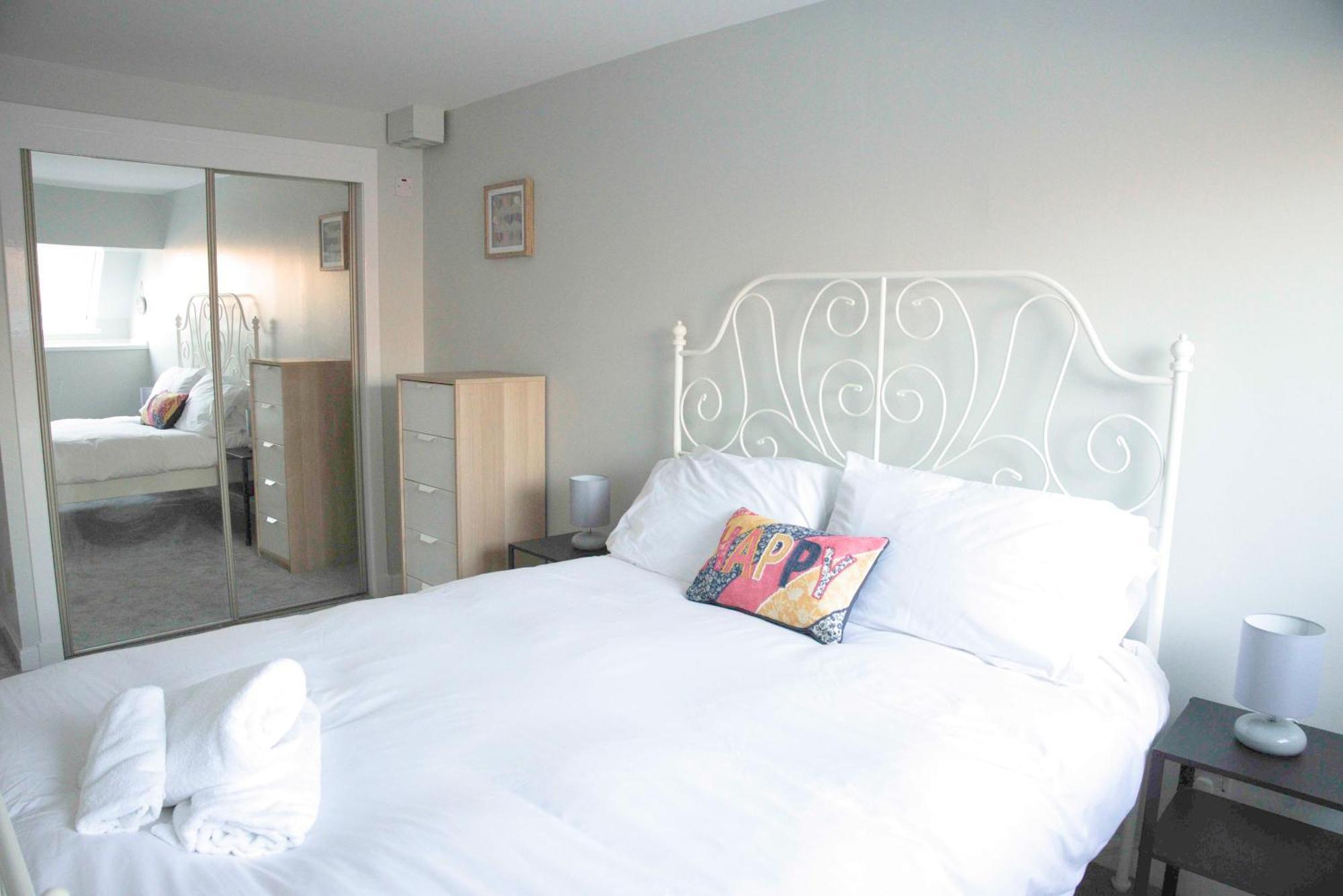 גלאזגו Fabulous Stylish Flat In Merchant City & Free Secure Parking מראה חיצוני תמונה